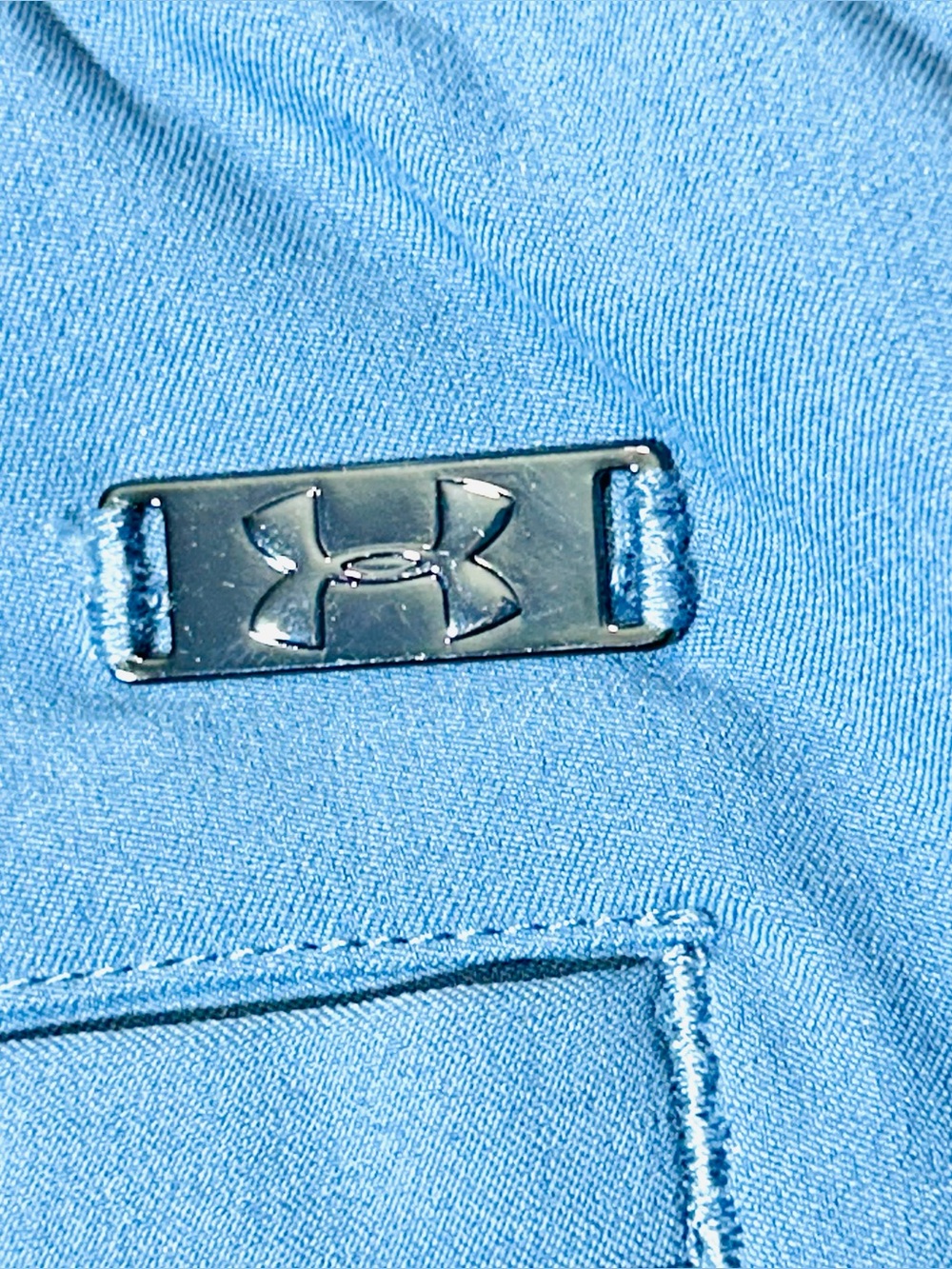 Under Armour Links Pull On Golf Shorts Women’s Size 14 Blue 5” NEW Performance - Picture 7 of 8